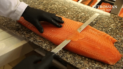 Selain kaya dengan protein, ternyata salmon...