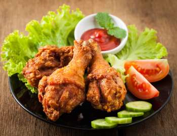 Untuk menikmati ayam goreng dalam diet yang seimbang, ada beberapa tips yang perlu diingat.